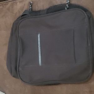 East sport travel cross body bag
